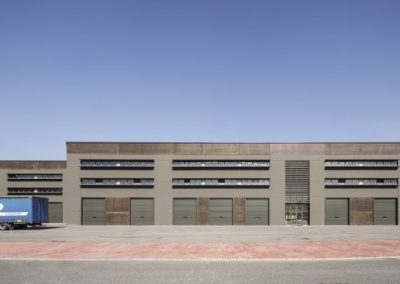 Edificio usos varios en Derio (Vizcaya)