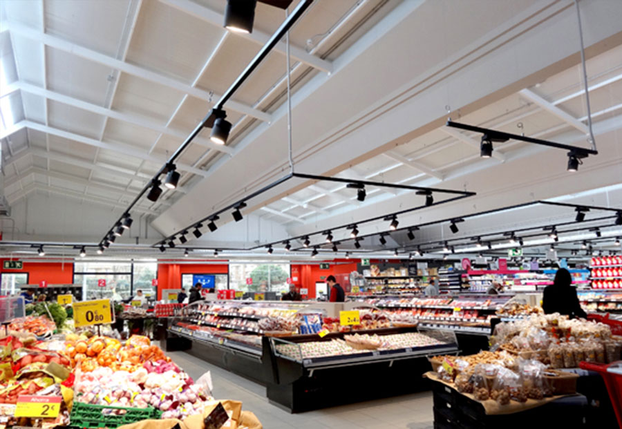 artwind en techo supermercado